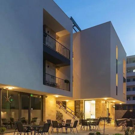 Ducu - Adults Only Szálloda